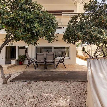 Rafia Loft Loutraki, Garden & Pool Table - Beach エクステリア 写真