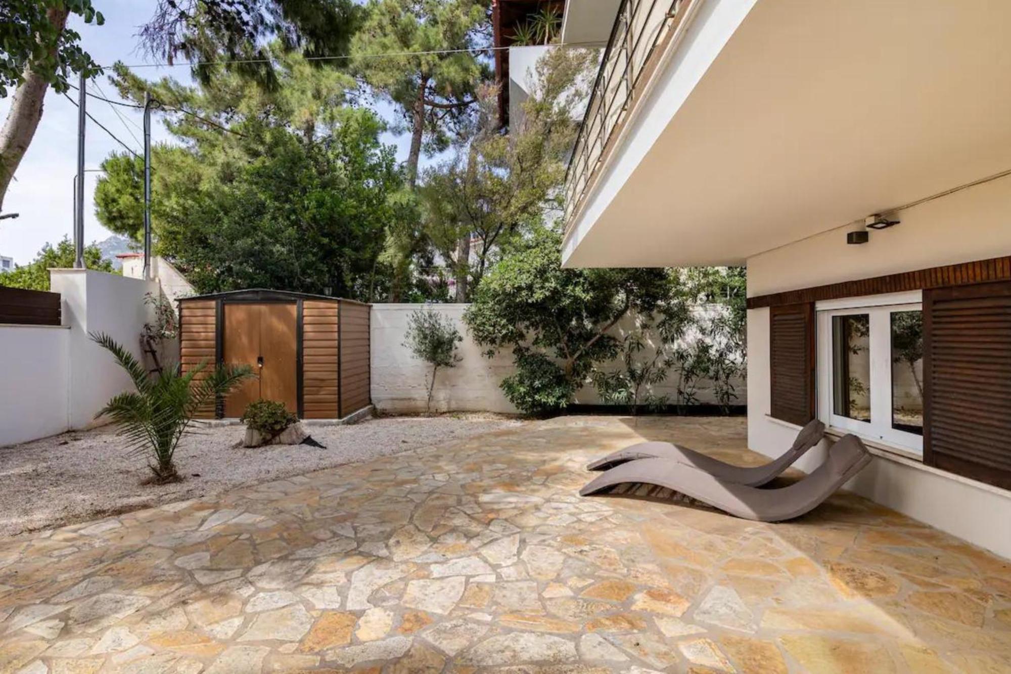 Rafia Loft Loutraki, Garden & Pool Table - Beach エクステリア 写真