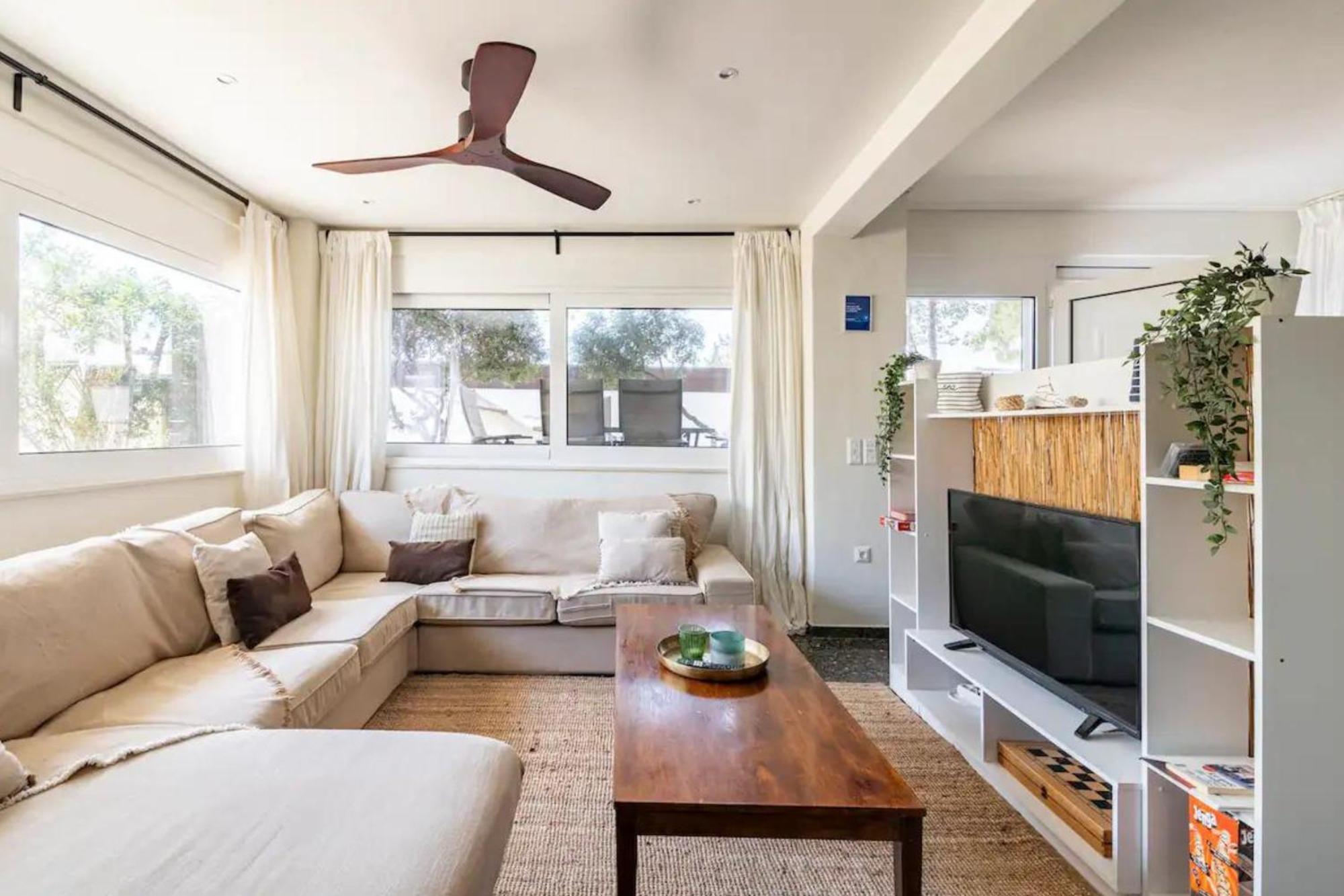 Rafia Loft Loutraki, Garden & Pool Table - Beach エクステリア 写真
