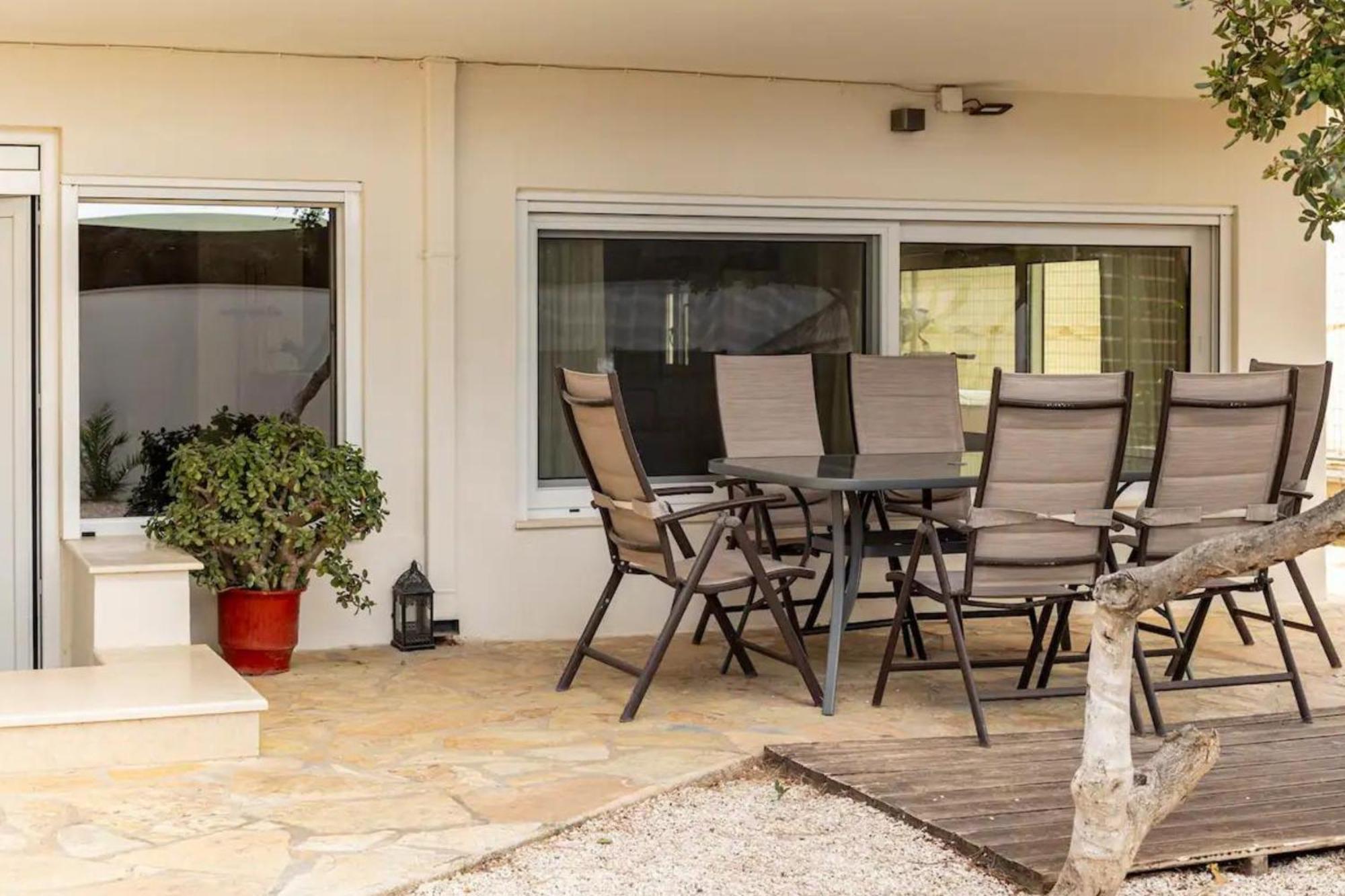 Rafia Loft Loutraki, Garden & Pool Table - Beach エクステリア 写真